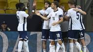 FOTBAL ONLINE: Rána pro Česko. Proti Anglii pálí šance, obhájci udeřili