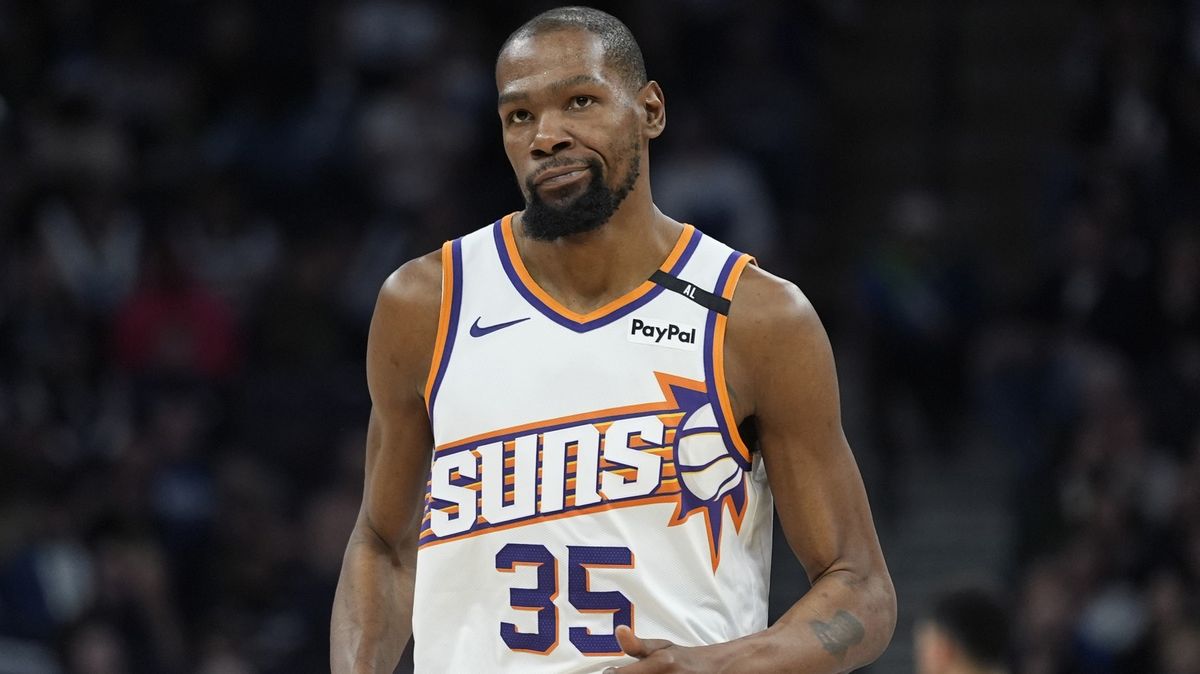 Hvězda NBA získala menšinový podíl v PSG