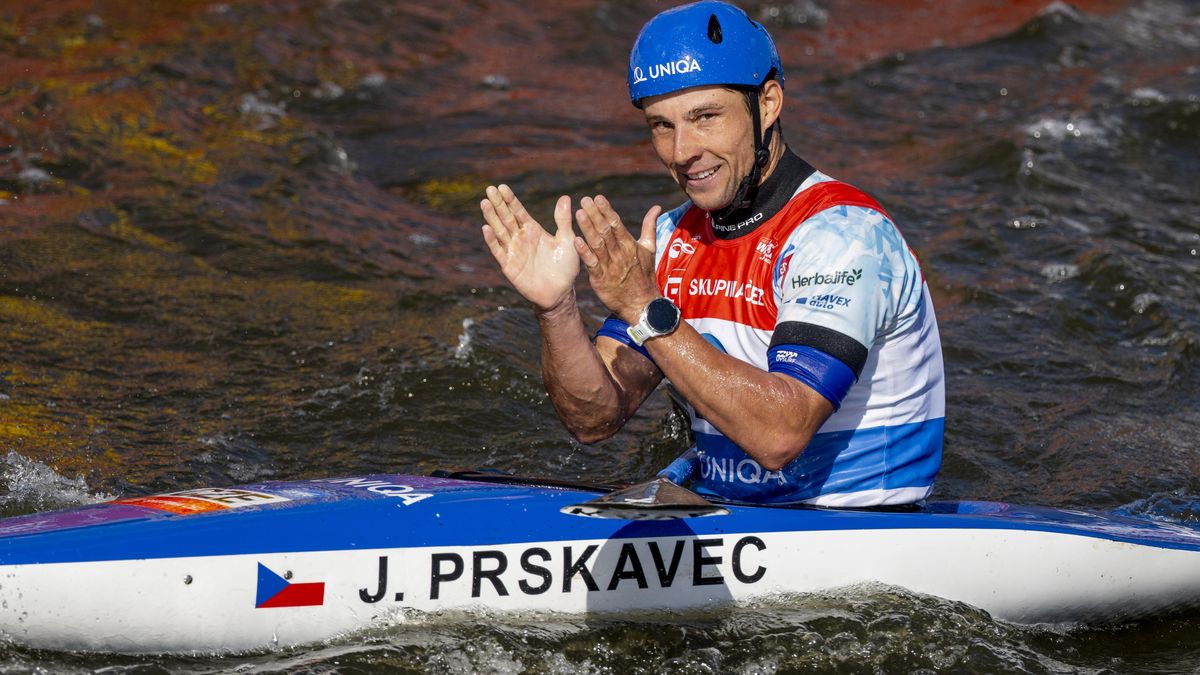 Prskavce strhla kulisa, teď míří na Tour. Když nepřijde o bydlení
