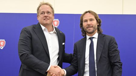 Potvrzeno! Nedvěd míří k české reprezentaci