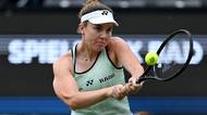 TENIS ONLINE: Nosková bitvu o finále nezačala dobře, světová trojka jí hned vzala servis