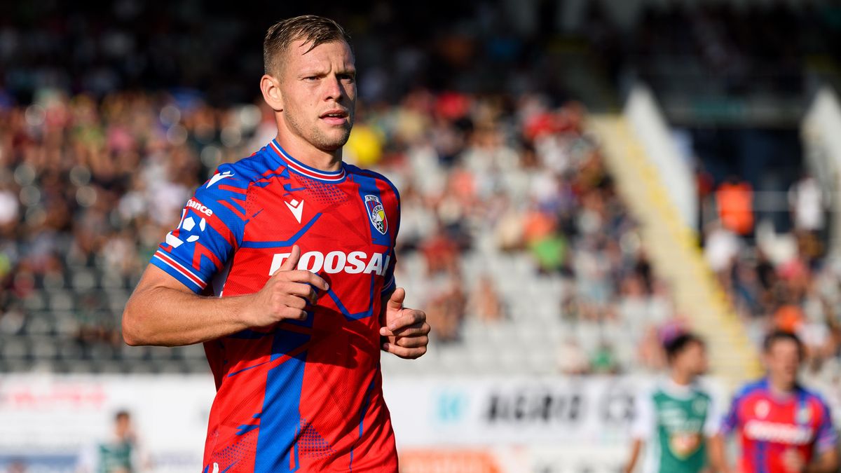 Vydra po Komárovu vtipkoval: Za hattrick se bohužel do kasy platí, snažil jsem se tomu vyhnout