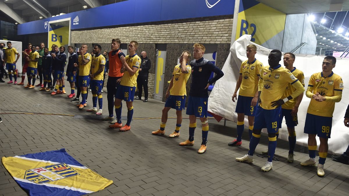 Slovensko přišlo o tým v evropských pohárech. UEFA vyloučila Dunajskou Stredu