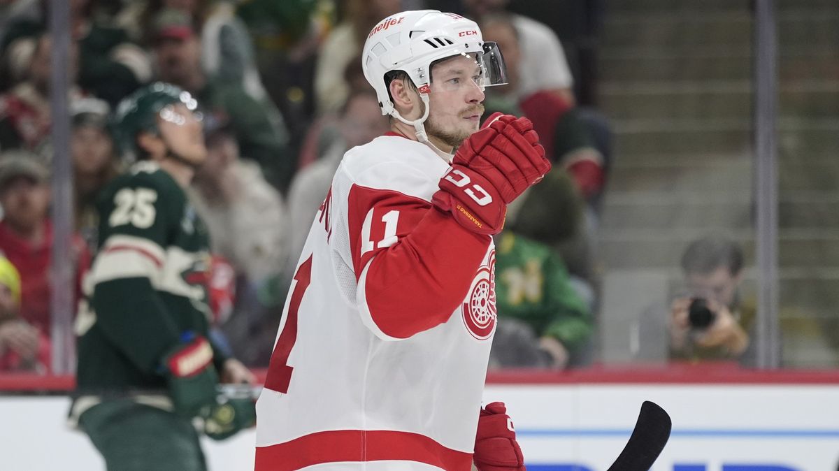 Ruský útočník Tarasenko v NHL mění klub