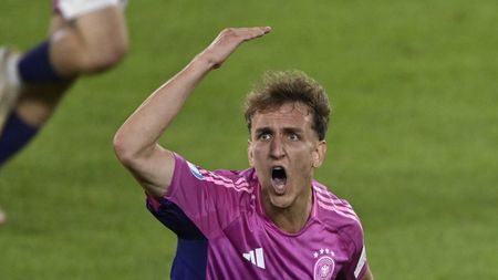 FOTBAL ONLINE: Drama! Němci mohli rozhodnout, ale finále jde do přídavku