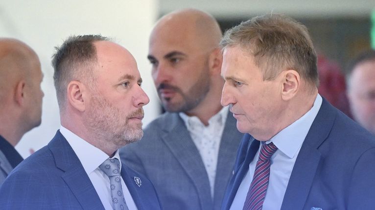 KOMENTÁŘ: Na poslední rozhodnutí extraligy doplatí hlavně český hokej