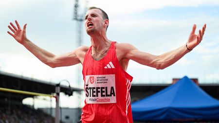 Paráda atletů!  Štefela ohromil životním skokem, padl i český rekord