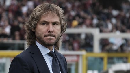 Návrat legendy! Nedvěd bude působit u reprezentace