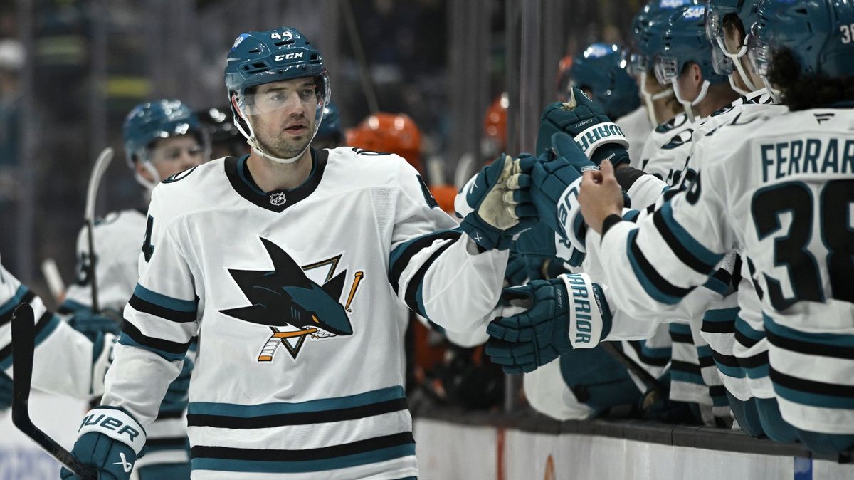 Obránce Vlasic po 19 letech končí v San Jose