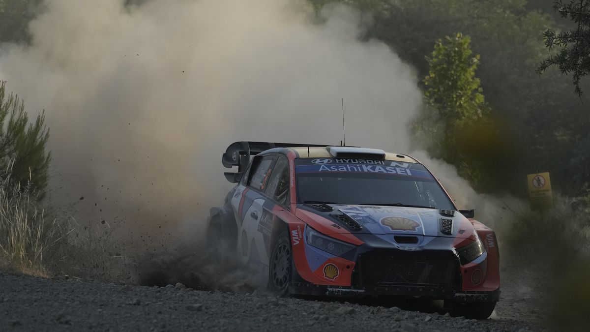 Tänak zvýšil svůj náskok v čele Rallye Akropolis