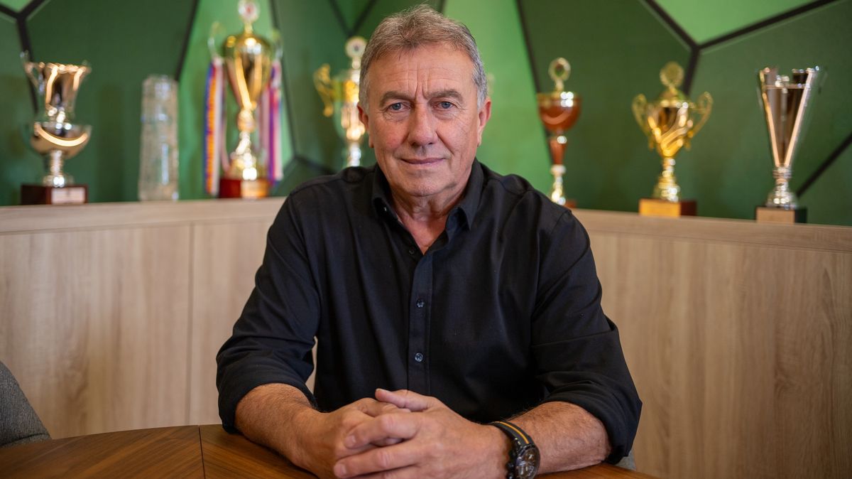 Přesun mezi nesmiřitelnými rivaly. Peltovi v nesnázích pomůže ex-liberecký Koukal jako ředitel