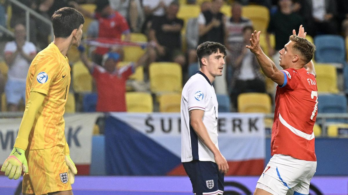 Naštvaný Fila? Když dáte gól Anglii, nechcete jít rychle dolů, vysvětloval