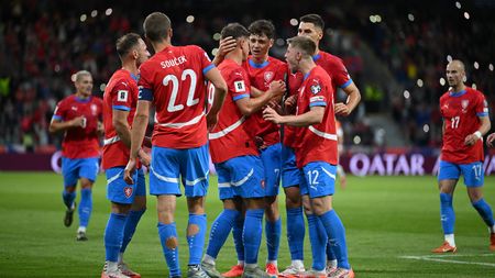 FOTBAL ONLINE: Češi vedou! Střelec gólu ale musel střídat