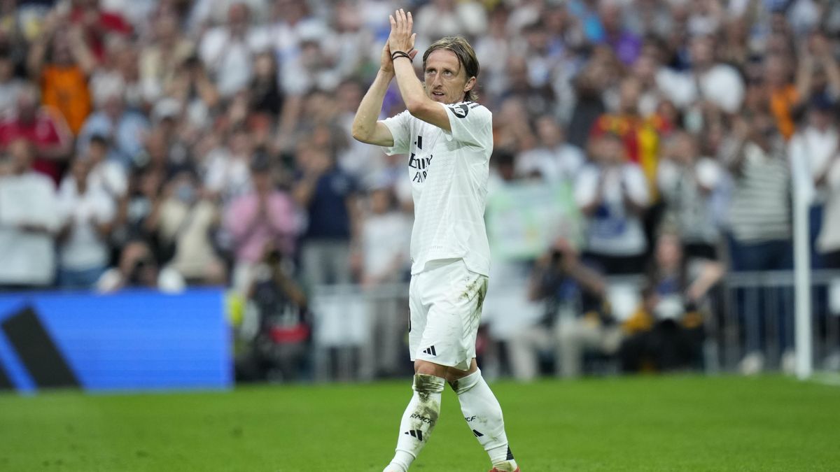 Modrič má údajně namířeno do Serie A