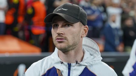 Pád bývalého hvězdného útočníka pokračuje. Klub se jej chce zbavit za každou cenu