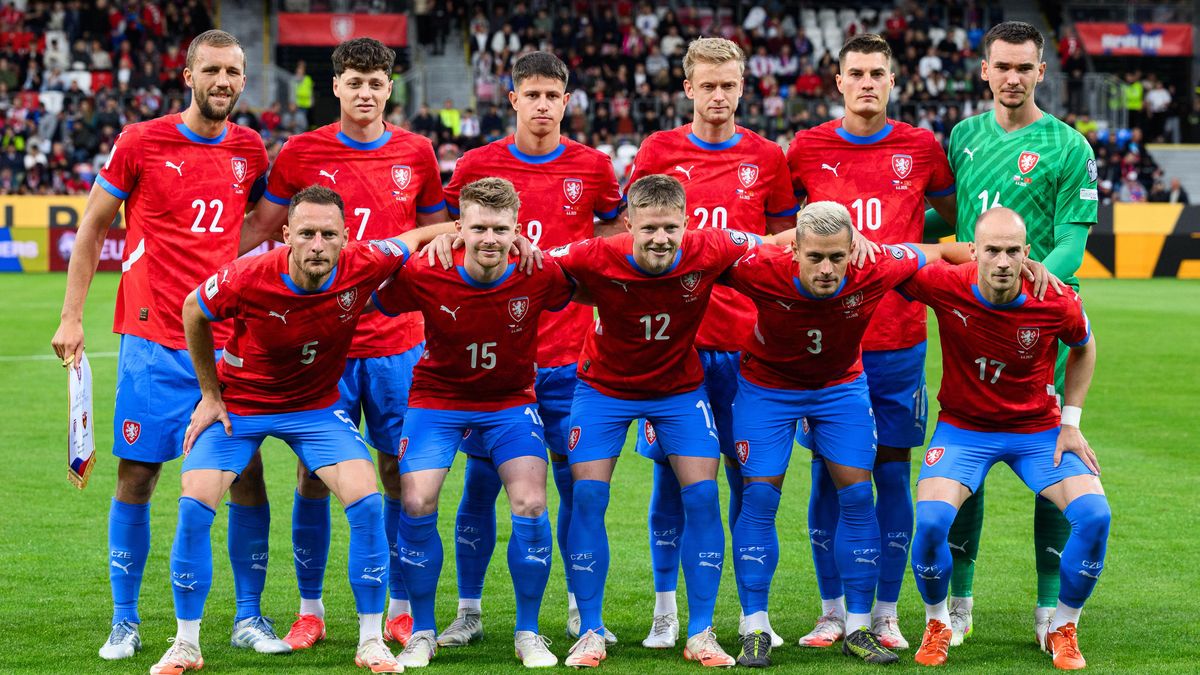 Češi klesli ve fotbalovém žebříčku o dvě příčky
