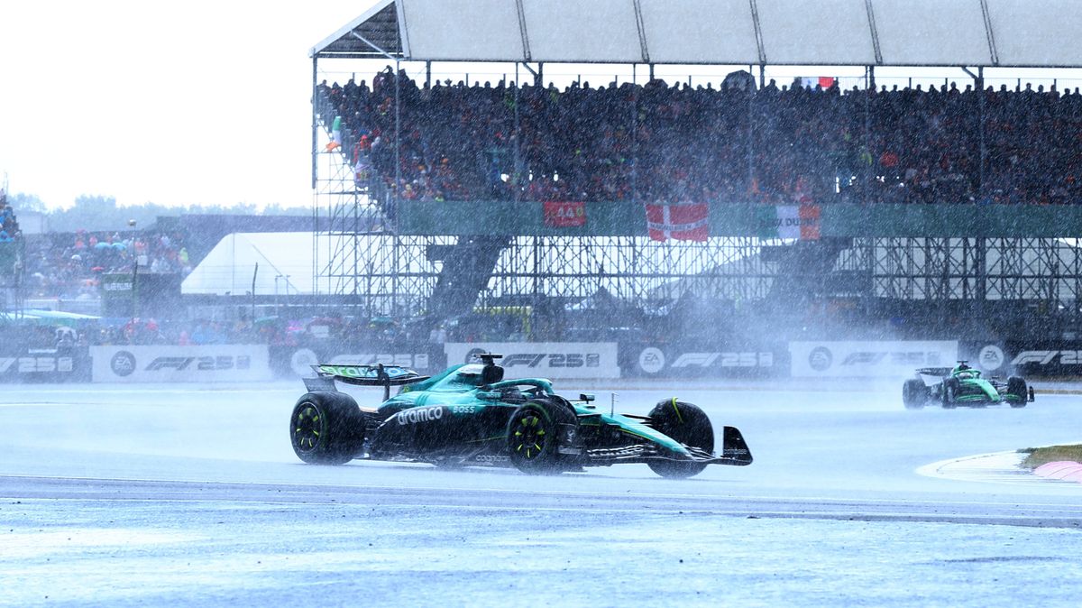 Mistr světa a rekordman formule 1 se opřel do tvrzení o závodech v mokru