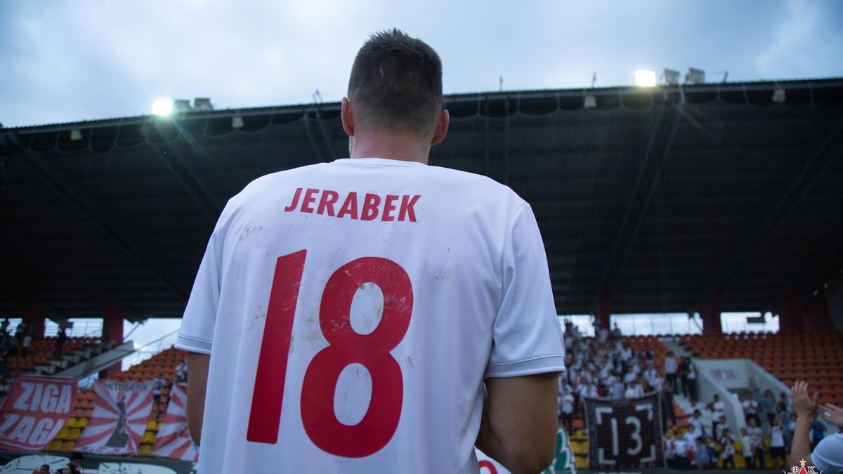 Začátek sezony a stadion byl pod sněhem. Český fotbalista vzpomíná na angažmá v Aktobe