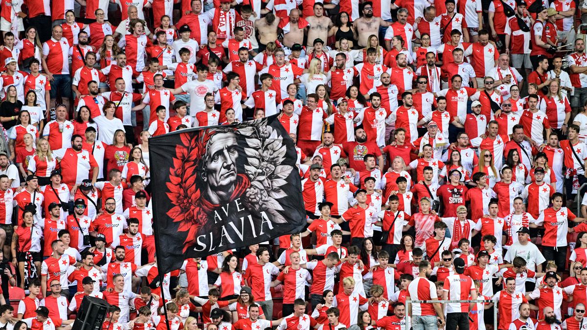 Slavia vyfasovala pokutu za použití pyrotechniky