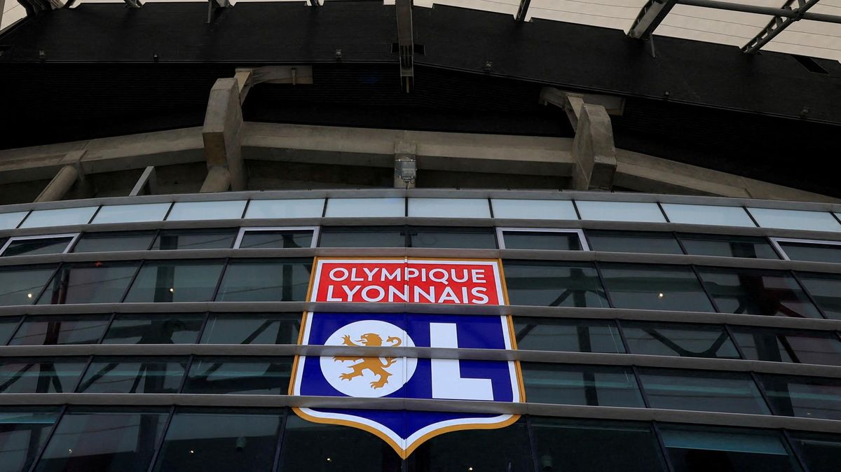 UEFA přeřadila Crystal Palace do Konferenční ligy, Lyon zůstane v Evropské