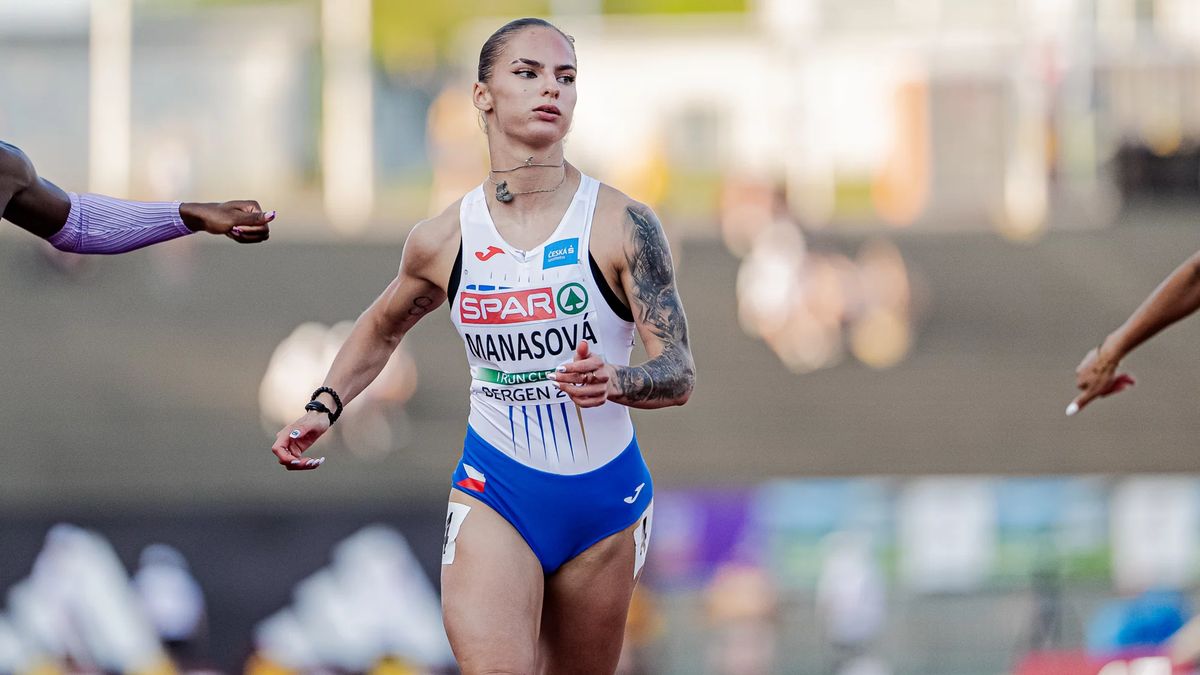 Česká rekordmanka Maňasová je v semifinále halového MS