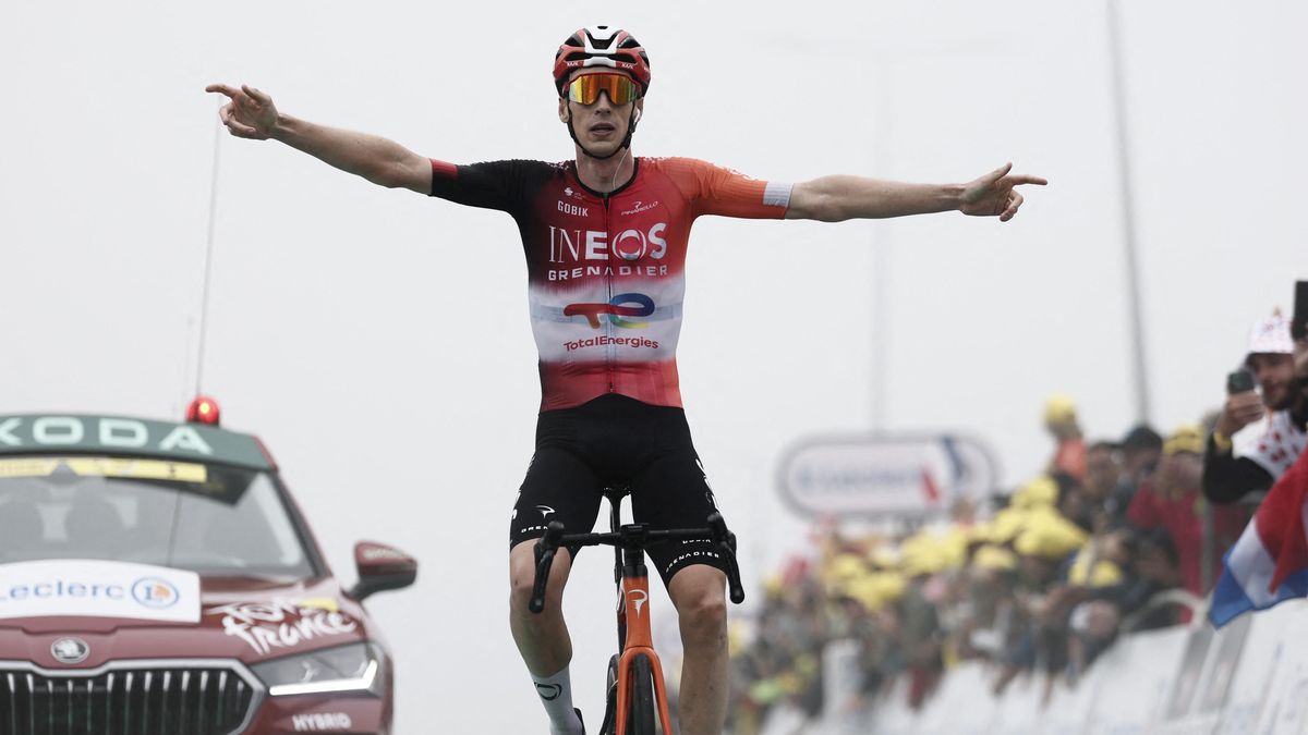 Arensman pyrenejským triumfem zachránil Tour pro Ineos. Vingegaard v kopci útočil