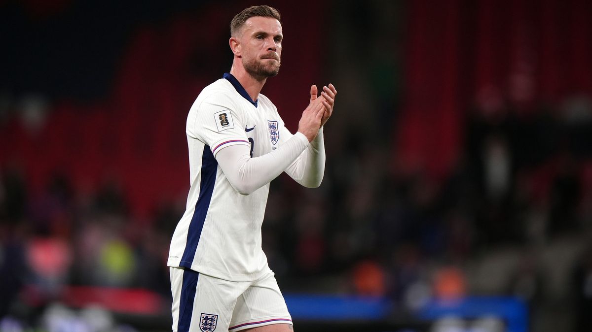 Záložník Henderson bude po předčasném konci v Ajaxu hrát za Brentford