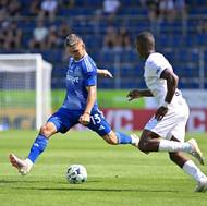 Nahrávku Jiřího Slámy z Olomouce sleduje Gigli Ndefe ze Slovácka.