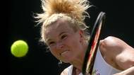 TENIS ONLINE: Senzace! Siniaková ve Wimbledonu vyřadila favorizovanou Číňanku, Muchová vypadla. Krejčíková vede ve třetí sadě