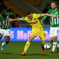 Do velkého fotbalu Diogo Jota nakoukl v dresu Pacos de Ferreira. V portugalské lize mu nestačili třeba obránci Rio Ave (2015).