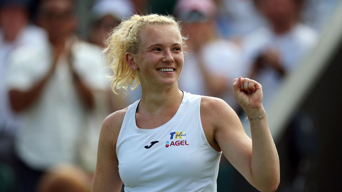 Česko-čínský Wimbledon. Siniaková slaví, Muchová se dál trápí