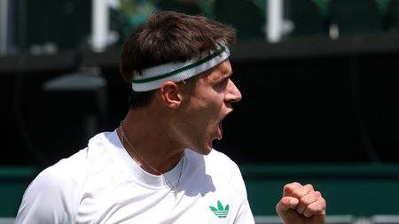 TENIS ONLINE: Bitva mezi Macháčem a outsiderem z Dánska je vyrovnaná
