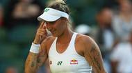 TENIS ONLINE: Vondroušová si ztracené podání rychle vzala zpět. Nosková urvala postup. Siniaková prohrála první set. Bouzková končí