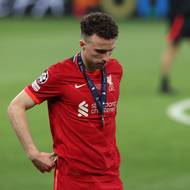 V sezoně 2021/22 sice vyhrál dvě anglické trofeje, z největšího finále ale odešel jako poražený. V souboji o triumf v Lize mistrů Reds podlehli Realu Madrid.
