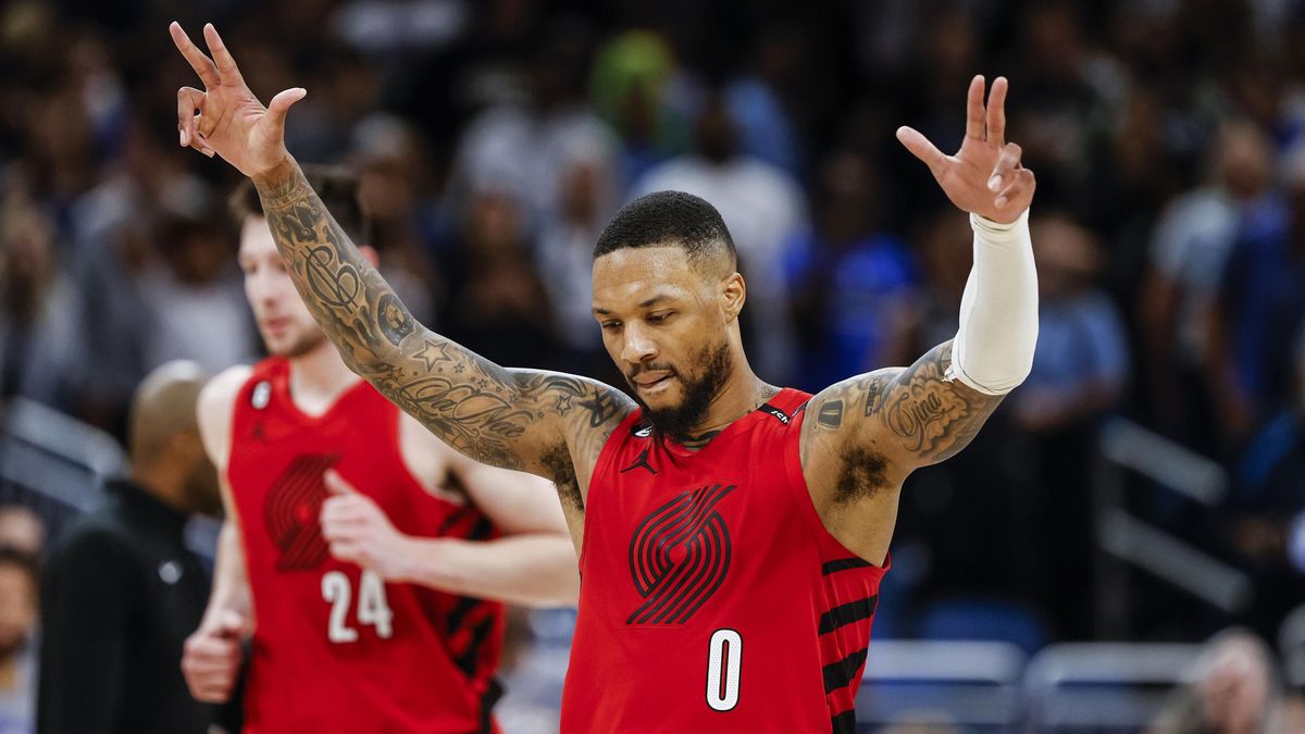 Návrat hvězdy. Basketbalista Lillard podepsal smlouvu v Portlandu