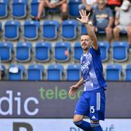 Daniel Vašulín z Olomouce se raduje z gólu.