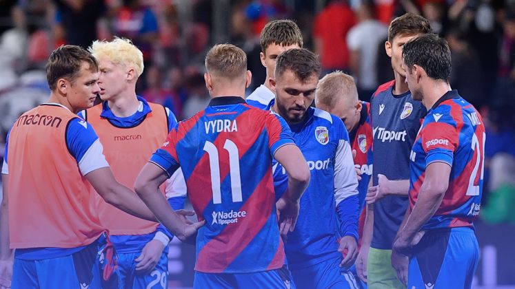 KOMENTÁŘ: Plzeň je dál než švýcarský sok. Vyřadit se může jen sama