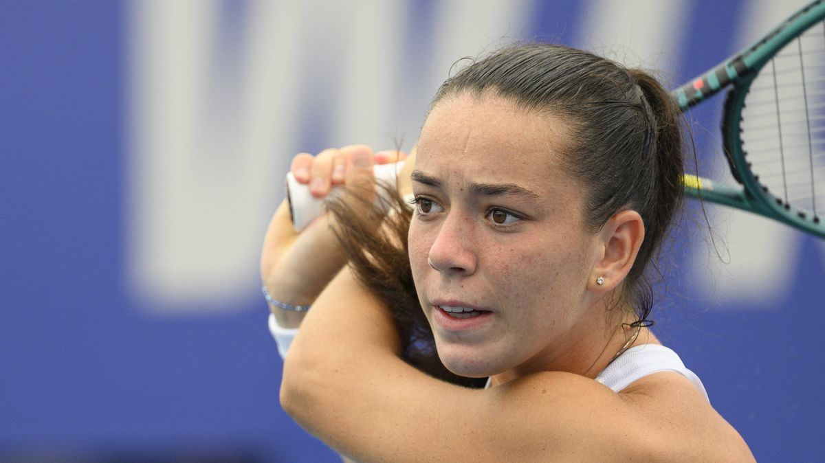 TENIS ONLINE: Bouzková je první pražskou finalistkou. Noskovou čeká Číňanka
