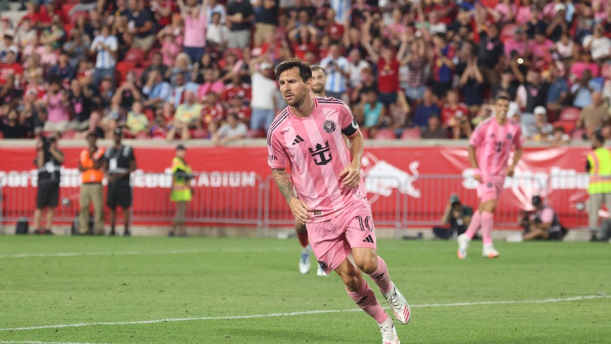 Messi je zpět! Dvěma góly a dvěma asistencemi přispěl k vysoké výhře Miami