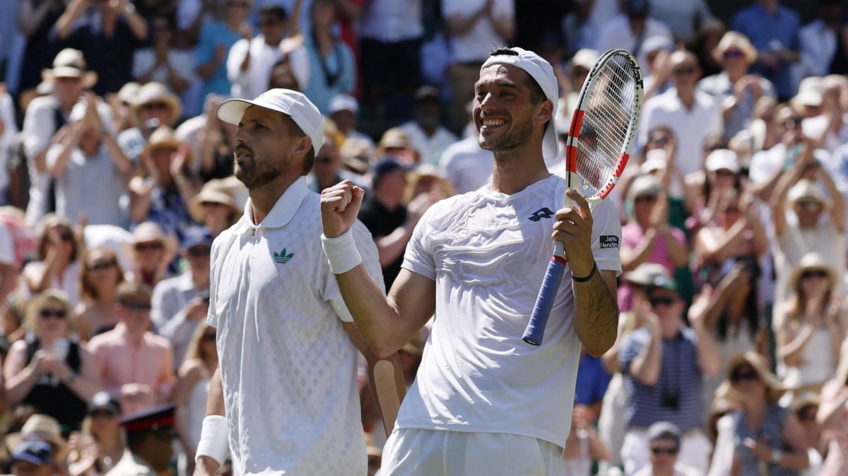 Domácí radost ve Wimbledonu. Debl ovládli Cash s Glasspoolem
