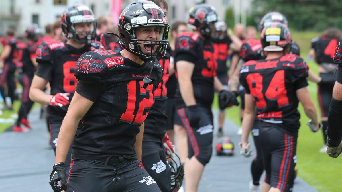 Česká liga vyvrcholí opět na Slovensku, Brno je zpět mezi elitou