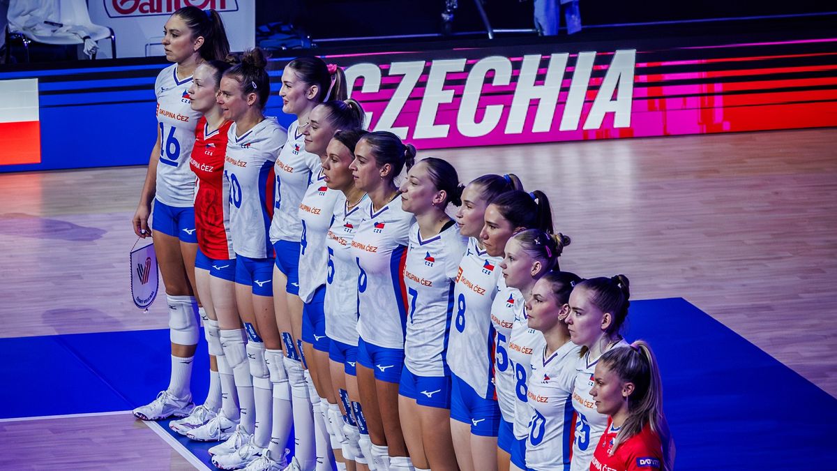 Všichni nás chválí a gratulují nám. Máme být na co pyšní, říká kouč volejbalistek