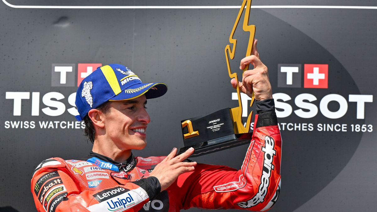 Snová kariéra se proměnila v bolavou noční můru. Teď už je ale Márquez zase na cestě vyrovnat Rossiho