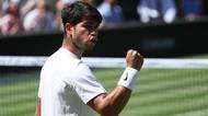TENIS ONLINE: Bitva o finále Wimbledonu. Alcaraz urval první sadu