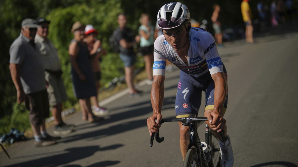 Zlomené žebro i infekce. Hvězda odkrývá, co stálo za hořkým koncem na Tour: Zhroutil jsem se