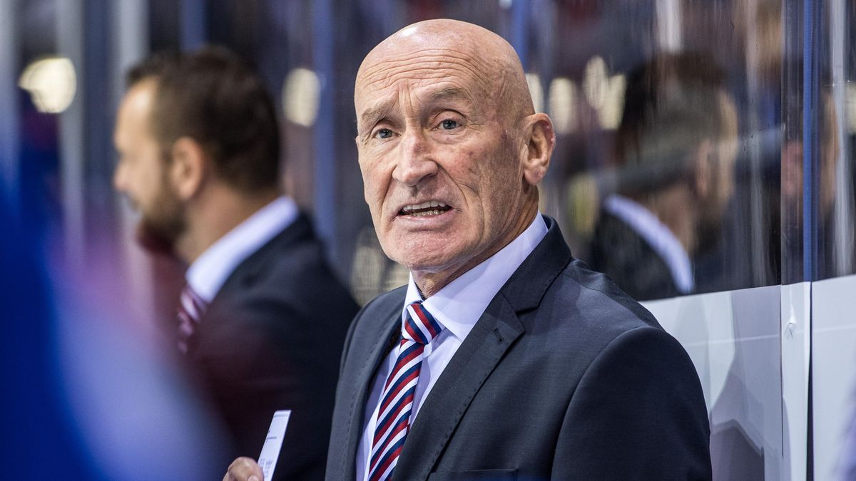 Slovenská hokejová reprezentace mění kouče. Kanaďan končí