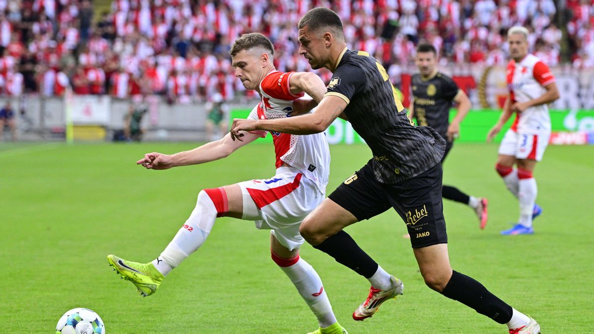 FOTBAL ONLINE: Slavia začala proti Hradci aktivně. Boleslav remizovala s Libercem