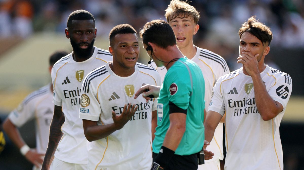 Real Madrid se s PSG porve o finále MS klubů
