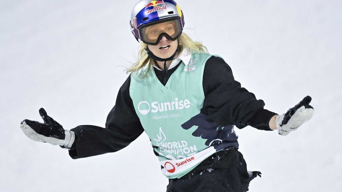 Olympijská šampionka Gasserová si při surfování vykloubila rameno