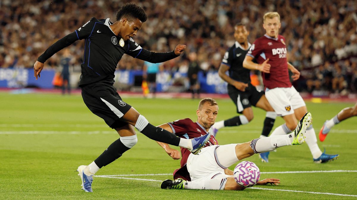 Nejbohatší soutěž světa zchudne o miliardy. Kluby si odhlasovaly revoluční změnu